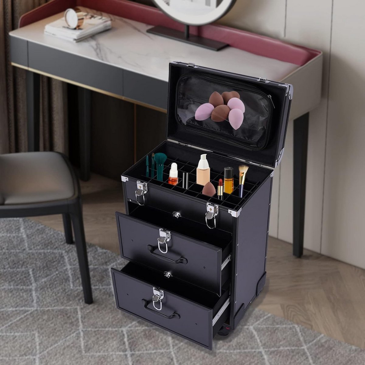 Aluminium cosmeticakoffer met sloten en wielen voor make-up en schoonheidsproducten