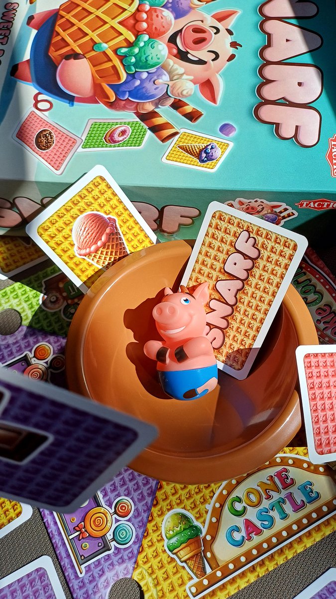 Tactic Snarf - Bordspel - Strategisch Kaartspel - Familiespel - Vul de Snoepwinkels en Stuur het Varken - Actiekaarten, Tactiek en Verrassende Wendingen - 2 tot 4 Spelers - Vanaf 6 Jaar — cadeau in Spellen & Speelgoed - foto 8