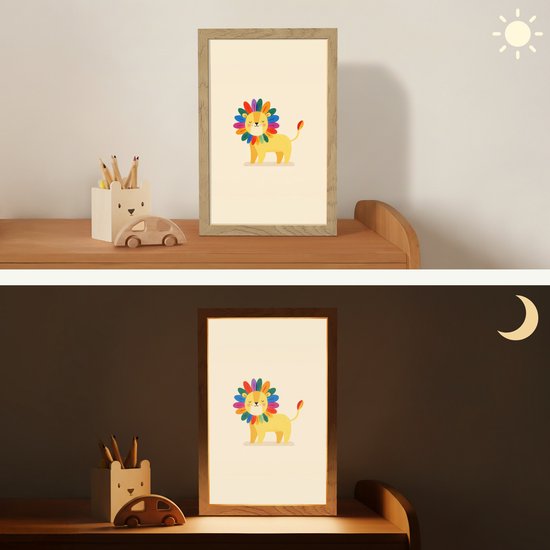 Nachtlampje 20x30 cm - Kinder lamp - Leeuw - Kleurrijke manen - Beige - Tafellamp kinderkamer - Slaapkamer lamp - Bedlamp kinderen - Kinderlampje stopcontact - Wandlamp babykamer - Nachtlampjes van Merkloos — afbeelding 4