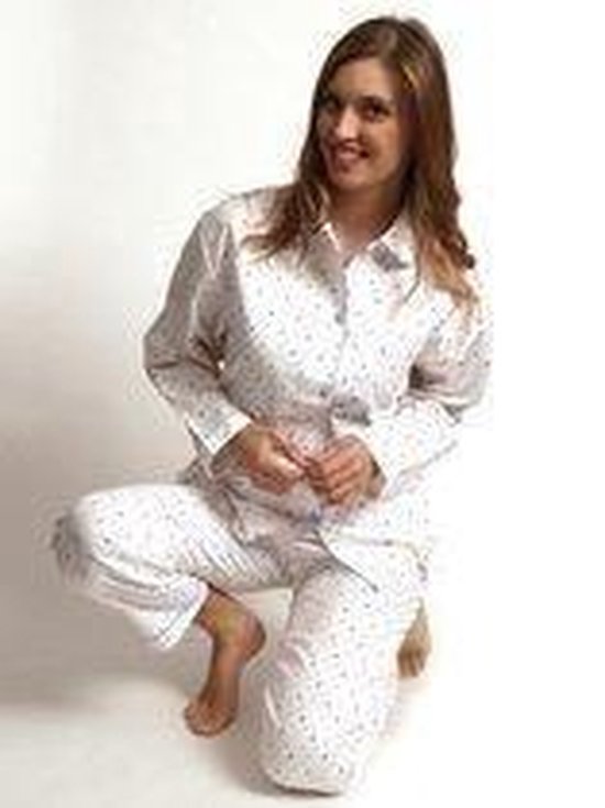 Dames pyjama flanel doorknoop maat S in de kleur Off White met motiefje.  Valt ruim.... | bol.com