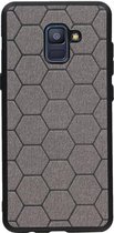 Wicked Narwal | Hexagon Hard Case voor Samsung Samsung Galaxy A8 Plus 2018 Grijs