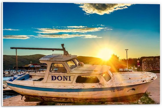 Forex - Oude Boot in Haven met Zonsondergang  - 60x40cm Foto op Forex