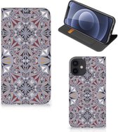 Flipcover Geschikt voor iPhone 12 Mini Smart Cover Flower Tiles