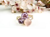 Ring in roos goud gezet met roze kwarts, amethyst en diamant