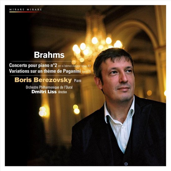 Boris Berezovsky speelt piano voor een orkest, met de tekst 'Brahms' en 'Boris Berezovsky piano'.