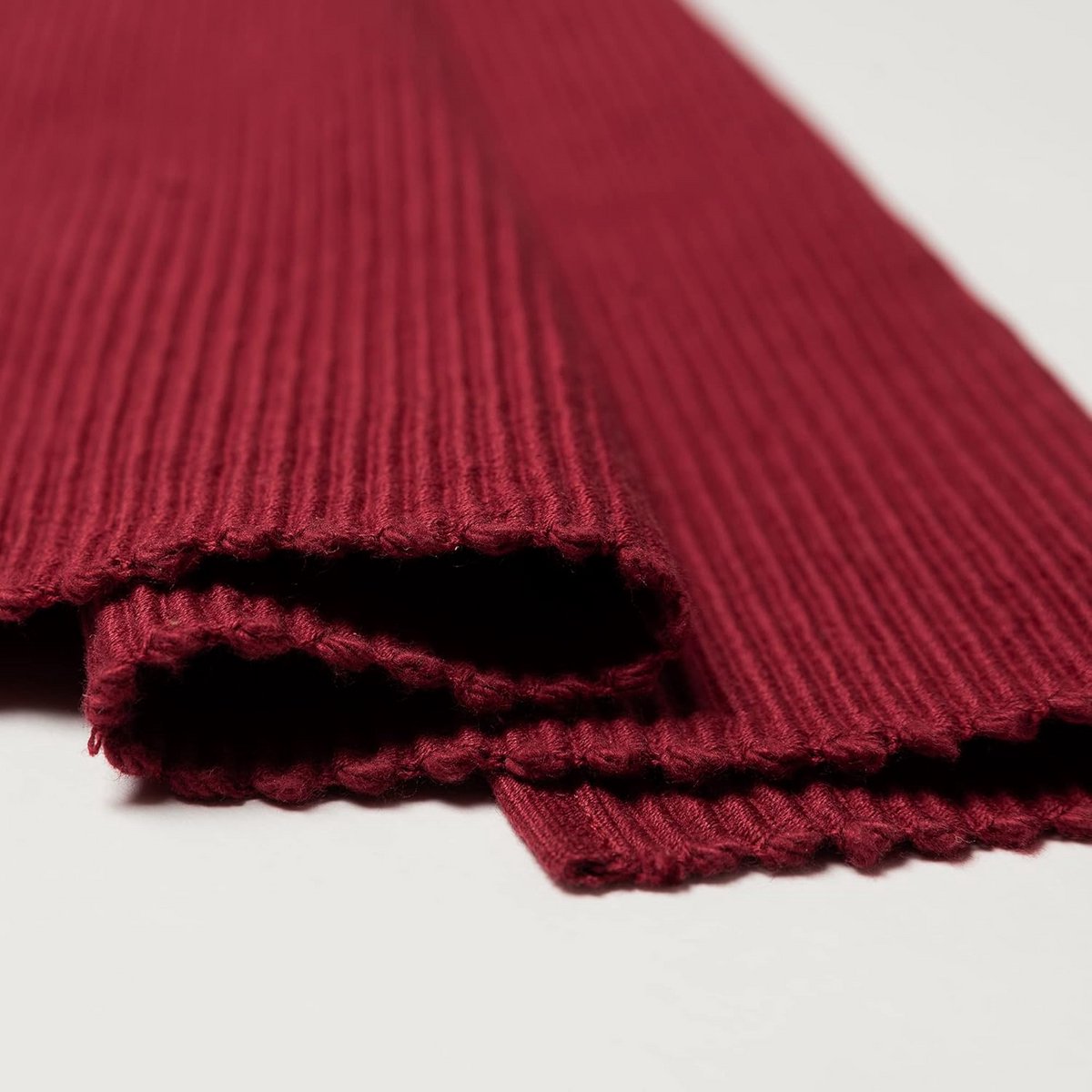 Decoratieve Tafelloper Ribbelkatoen 45x150 cm in Rood