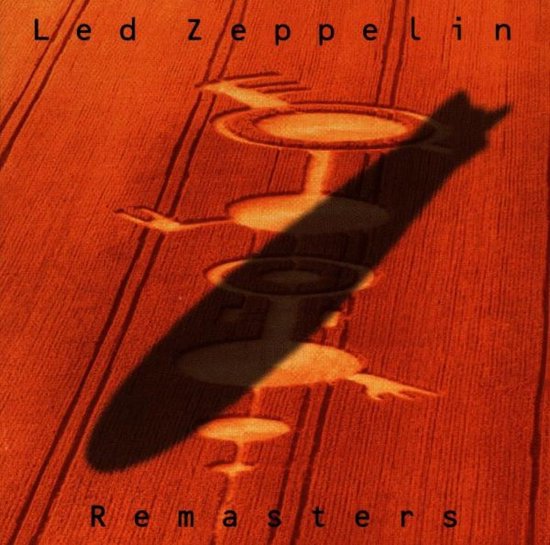 Led Zeppelin Remasters albumcover met een graanveld en de schaduw van de Hindenburg.