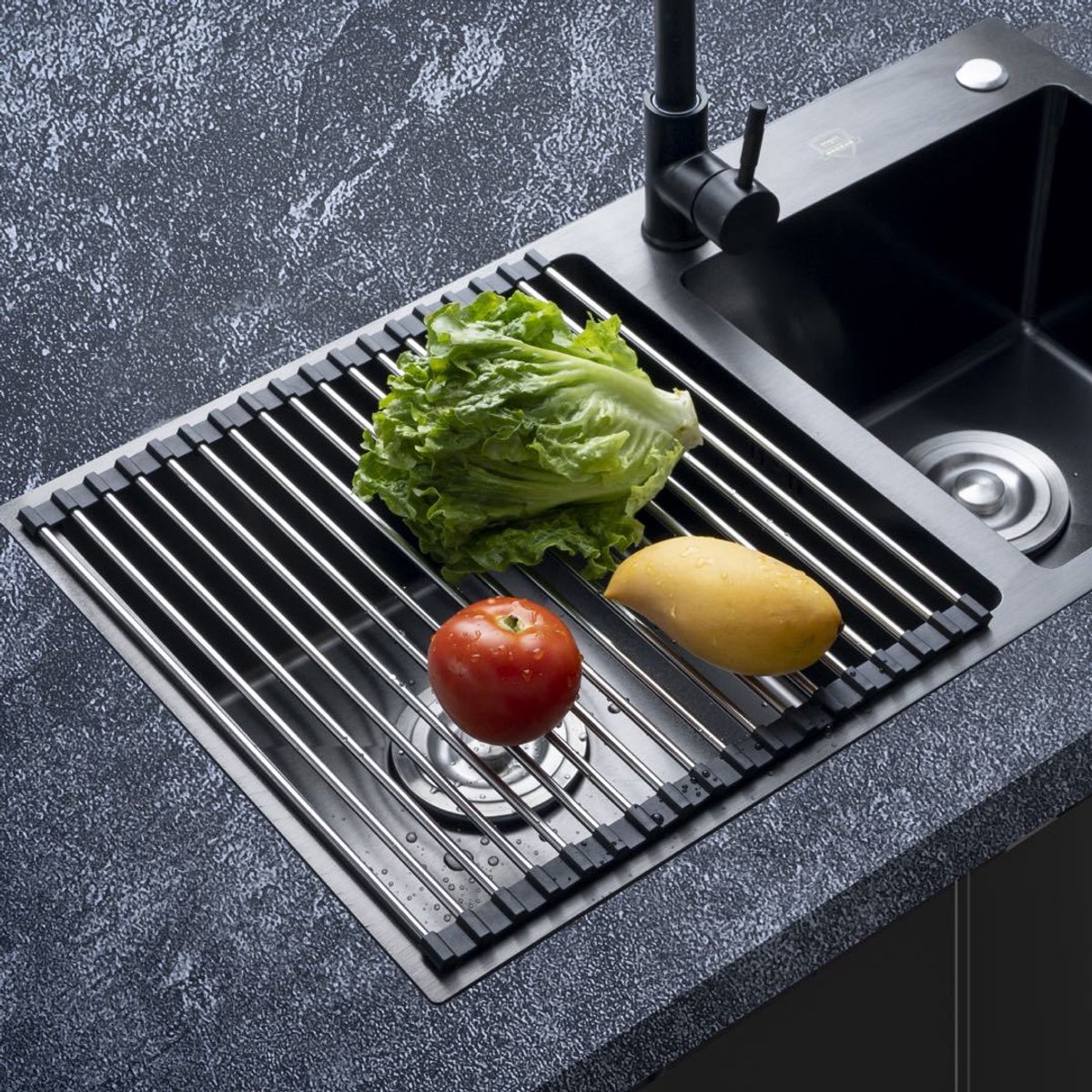 Afdruiprek voor servies, opvouwbaar en afneembaar afdruiprek boven de gootsteen, afdruipmat, afdruiprooster, gootsteen voor kopjes, fruit, groenten, super keukenorganizer (zwart, 47 x 34 cm)