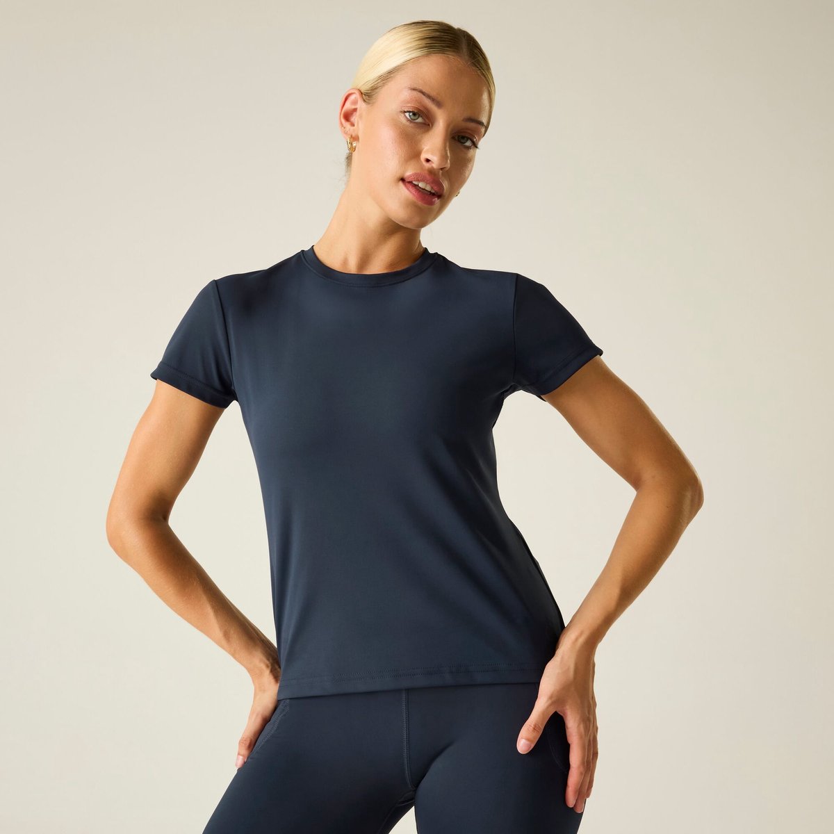 Dare2B Refresh T-shirt met korte mouwen voor dames sneldrogend en sportief. Blauw