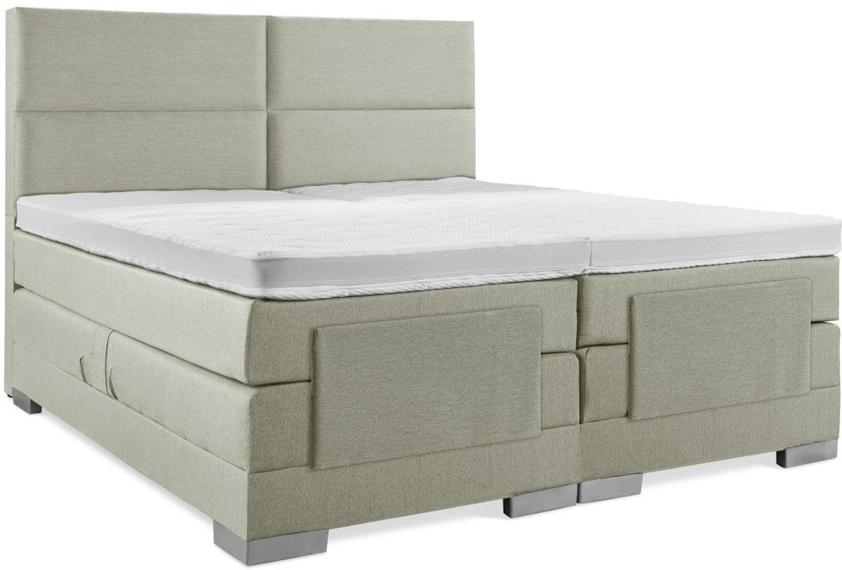 Soft bedden Elektrische Boxspring - 140x220 - Incl. 4 vlaks hoofdbord - Groen met plint