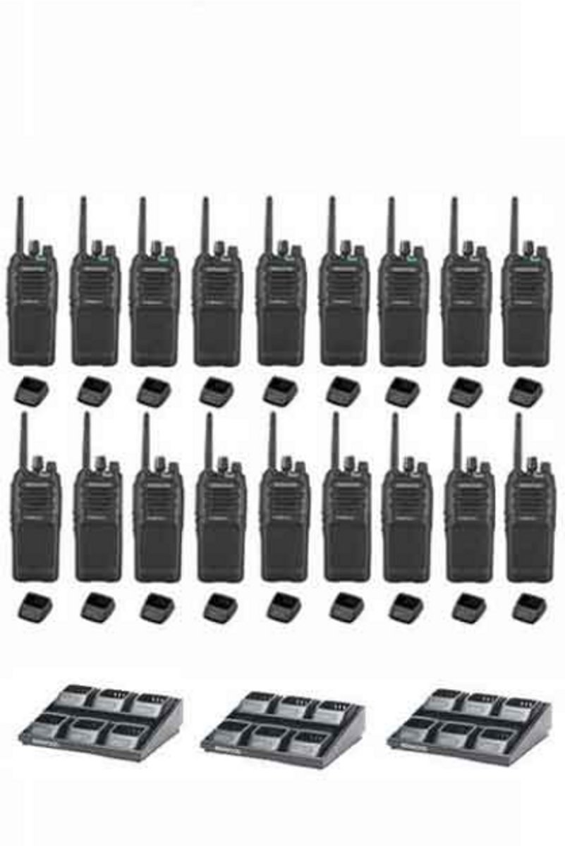 Set van 18 Kenwood TK-3701D IP55 Portofoon met 3 multiladers