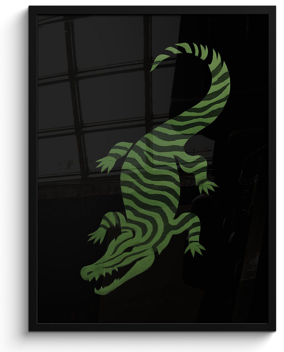 FrameYourWall Poster in lijst - Fotolijst 50x70 cm - Posters - Krokodil - Groen - Tijgerachtig - Strepen - Posterlijst zwart - Decoratie - Wanddecoratie woonkamer - Muurdecoratie slaapkamer Krokodil - Strepen