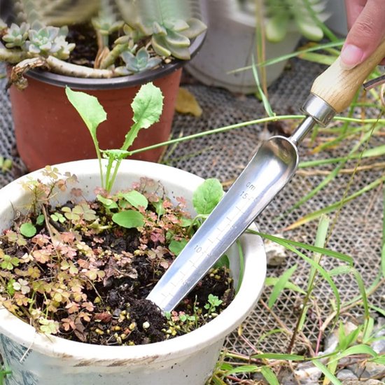 Zaaischep, roestvrijstalen tuinschep, gegradueerde, lange en smalle handschep, gebruikt voor planten, wieden, graven en bemesten. van Merkloos	 — afbeelding 2