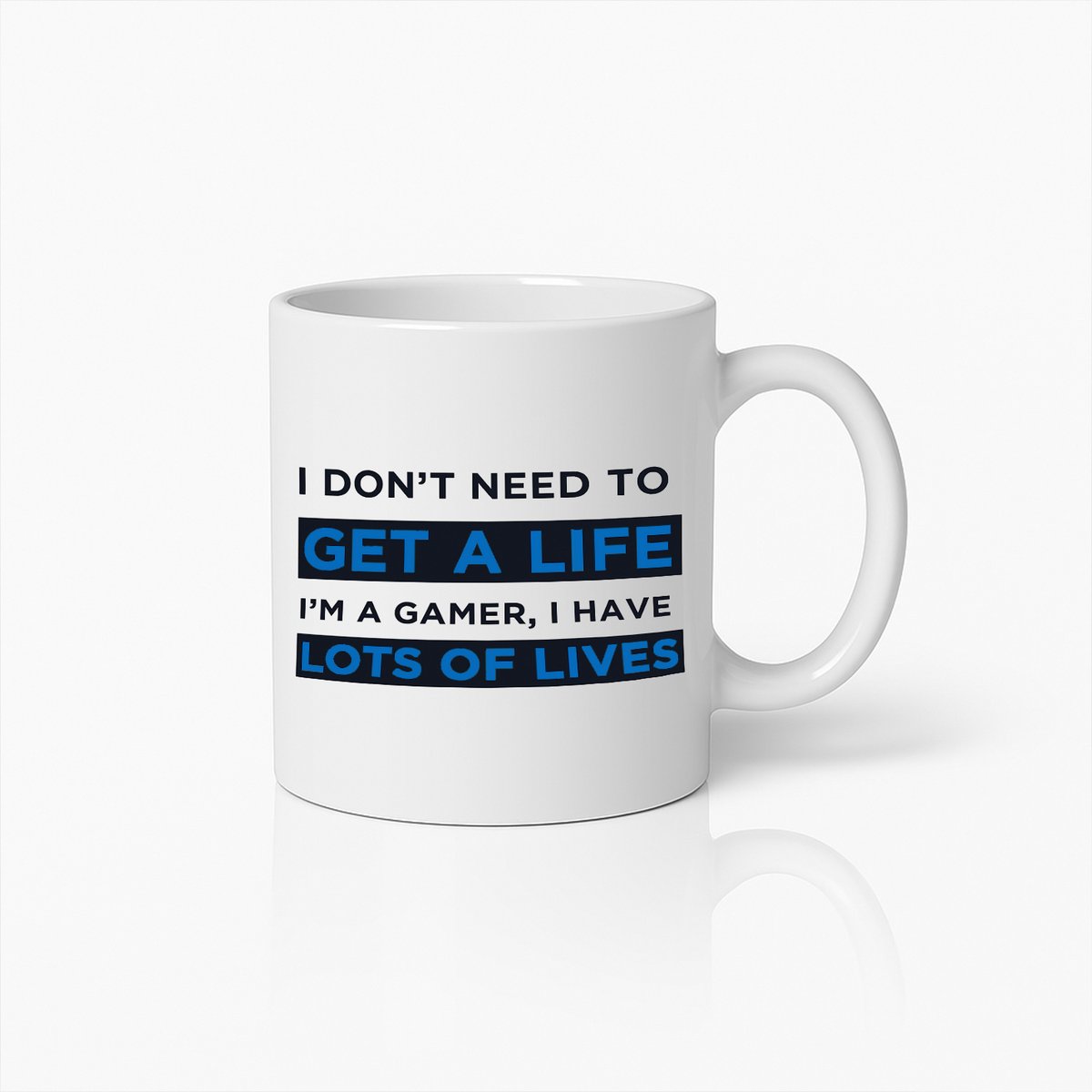 Gamer Koffiemok – Grappige Gaming Quote ‘Get a Life, Ik Heb Veel Levens’ Beker