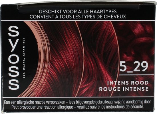 Voorkant van de verpakking met een vrouw met levendig rood haar en de tekst 'INTENS ROOD'.