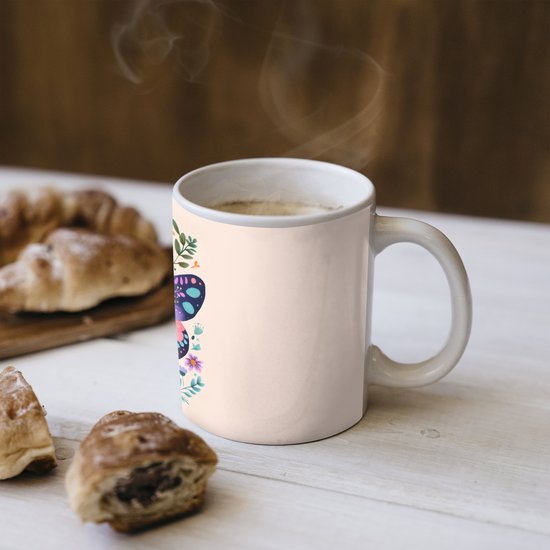 Mok - Koffiemok - Bloemen - Bladeren - Vlinder - Kleurrijk - Mokken - 350 ML - Beker - Koffiemokken - Theemok