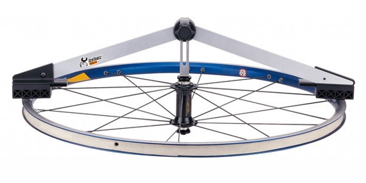 Velg- en naafuitlijner IceToolz Xpert E312