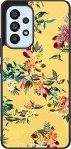 Casimoda® hoesje - Geschikt voor Samsung Galaxy A33 - Bloemen geel flowers - Zwart TPU Backcover - Bloemen - Geel