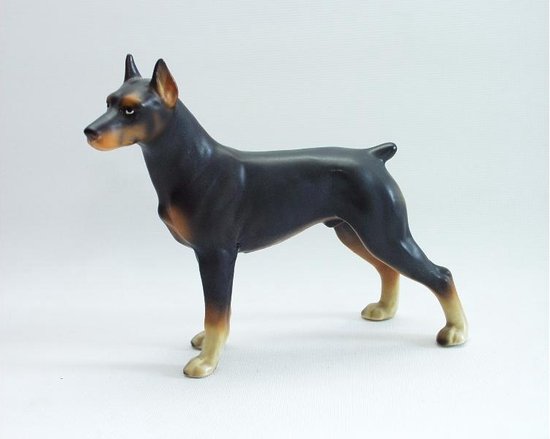 Sculptuur - 13,5 cm hoog - Beeld Dobbermann hond - porselein - decoratie
