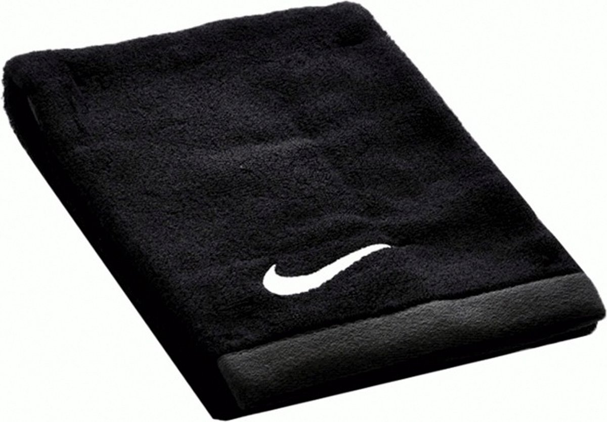 Nike Fundamental Handdoek - M - Zwart | bol.com