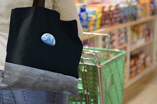MuchoWow® Schoudertas - Strandtas - Big Shopper - Boodschappentas - De aarde vanaf de maan - 45x45 cm - Katoenen tas