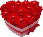 Fleurs de ville - Flowerbox met longlife rozen - 14 rode rozen - Hartvormige doos
