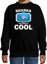 Dieren haaien sweater zwart kinderen - sharks are serious cool trui jongens/ meisjes - cadeau walvishaai/ haaien liefhebber 14-15 jaar (170/176)