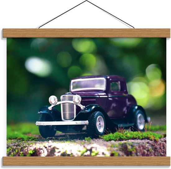 Schoolplaat – Kleine Paarse Speelauto  - 40x30cm Foto op Textielposter (Wanddecoratie op Schoolplaat)