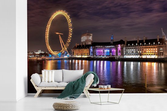 Behang - Fotobehang Verlichting van de gebouwen en de London Eye in Londen  - Breedte... | bol
