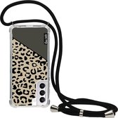 Casetastic Samsung Galaxy S21 4G/5G Hoesje met koord - Lanyard Case - Leopard Mix Green Print