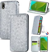 Voor Wiko Jerry 4 Bloeiende Mandala Reliëfpatroon Magnetische Horizontale Flip Lederen Case met Houder & Kaartsleuven & Portemonnee (Grijs)