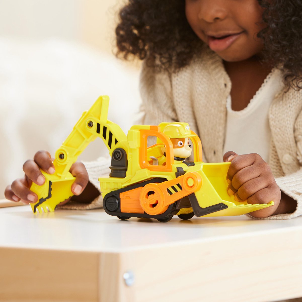 Rubble & Crew - Rubble’s Bulldozer met speelfiguur en beweegbare onderdelen - PAW Patrol speelgoed — afbeelding 6