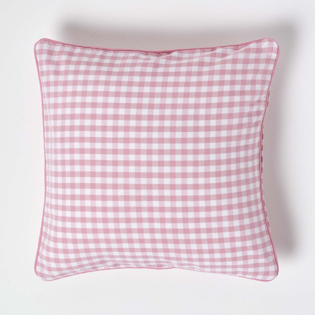 Homescapes Gingham katoenen kussenhoes 45 x 45 cm roze