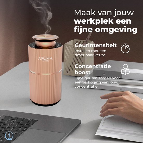 Rose gouden diffuser op een bureau met een laptop. Tekst 'Maak van jouw werkplek een fijne omgeving'.
