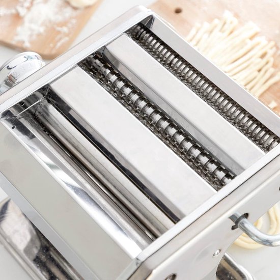 MACHINE VOOR HET MAKEN VAN VERSE PASTA MET RECEPTEN FRASHTA - Pastamaker - Pastamachine - Pastamachines van Frashta — afbeelding 5