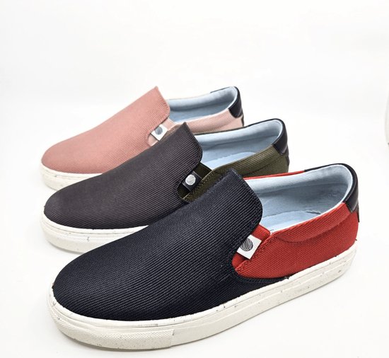 Baskets vegan Komrads - OCNS Slip_On Crayon - chaussure en matière recyclée et durable - Marine - taille 42
