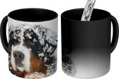 Magische Mok - Foto op Warmte Mok - Besneeuwde Berner Sennenhond - 350 ML