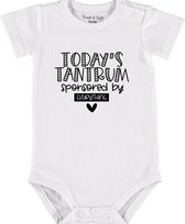 Baby Rompertje met tekst 'Todays tantrum, sponsered bij everthing' | Korte mouw l | wit zwart | maat 62/68 | cadeau | Kraamcadeau | Kraamkado