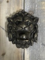 Deurbel Leeuw, hoofd van de leeuw gemaakt van antiek messing, historisme.
