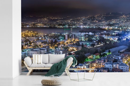 Papier peint vinyle - Photo de soirée de Beyrouth au Liban largeur 420 cm x hauteur 280 cm - Tirage photo sur papier peint (disponible en 7 tailles)
