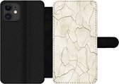 Bookcase Geschikt voor iPhone 11 telefoonhoesje - Marmer print - Chic - Patronen - Met vakjes - Wallet case met magneetsluiting