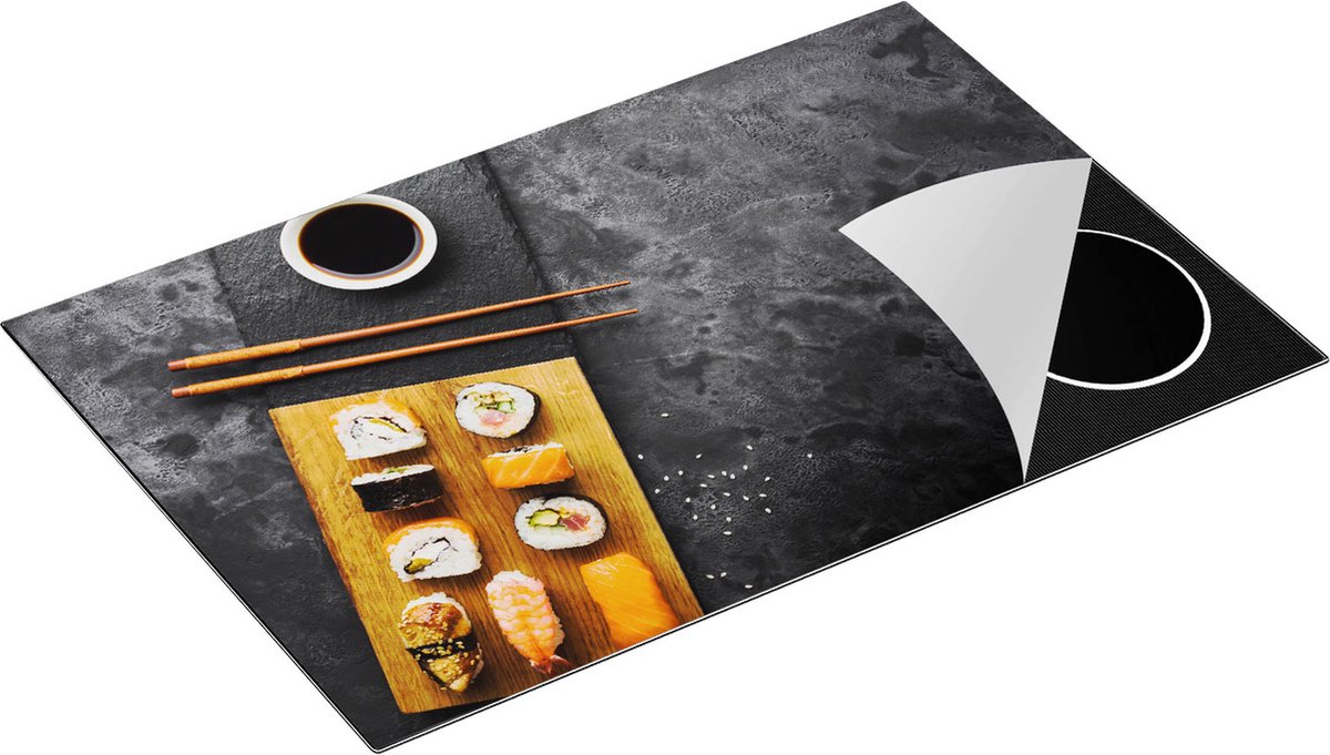 Chefcare Inductie Beschermer Sushi met Soja Saus op een Marmer - 83x51,5 cm - Afdekplaat Inductie - Kookplaat Beschermer - Inductie Mat