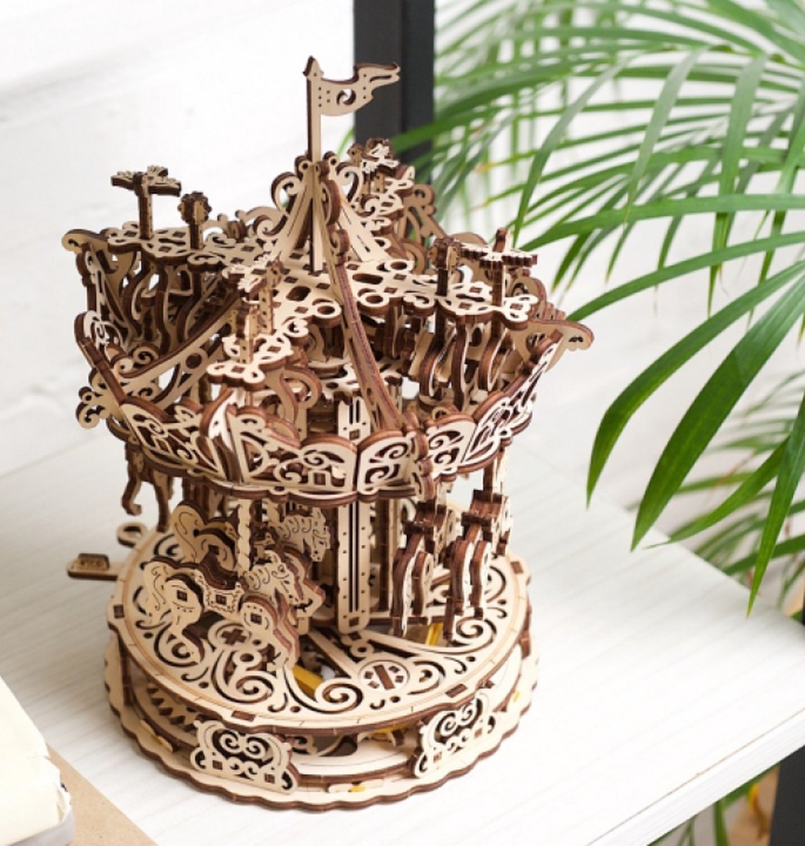 UGEARS Houten 3D Model - Carrousel — afbeelding 13