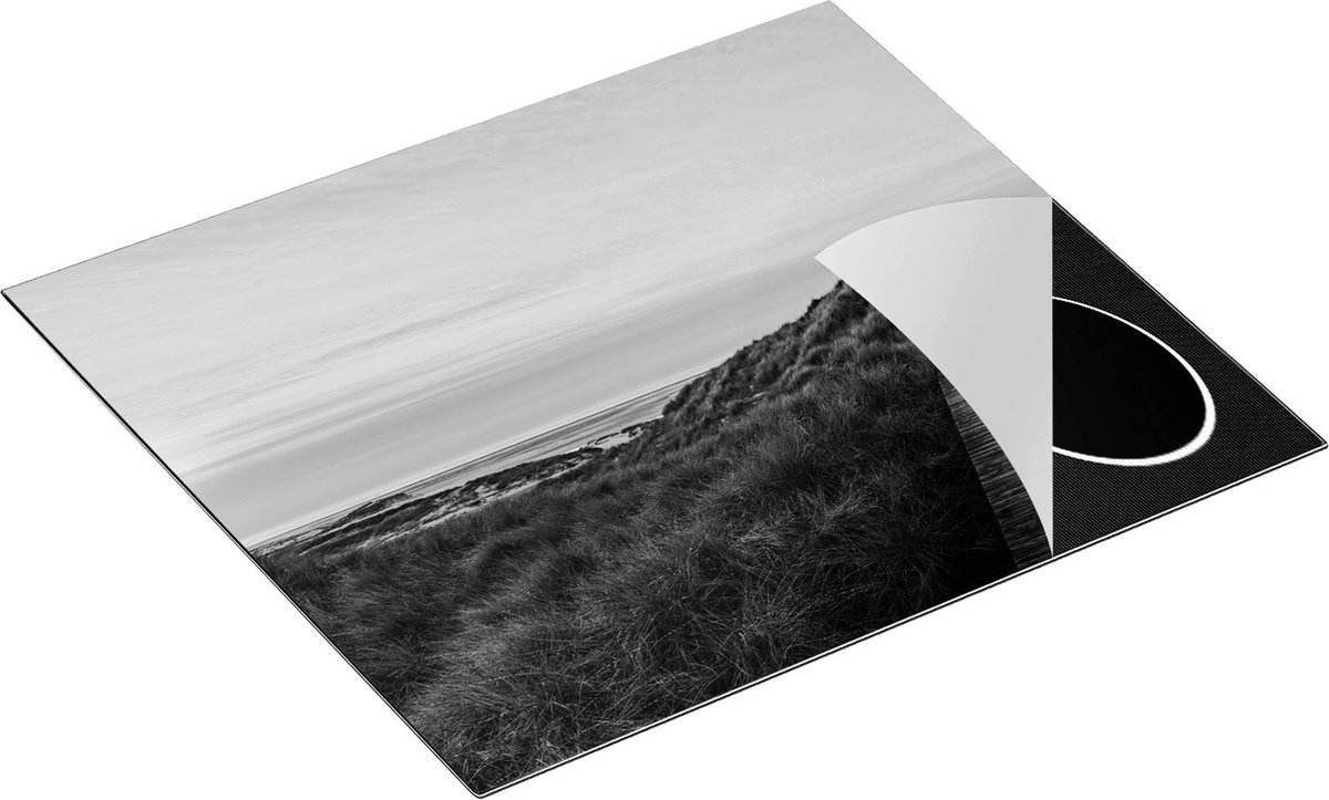 Chefcare Inductie Beschermer Lange Voetpad door de Duinen - Zwart Wit - 60x55 cm - Afdekplaat Inductie - Kookplaat Beschermer - Inductie Mat