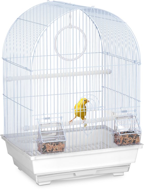 Cage à oiseaux blanche avec un perchoir, des mangeoires et un canari jaune à l'intérieur.