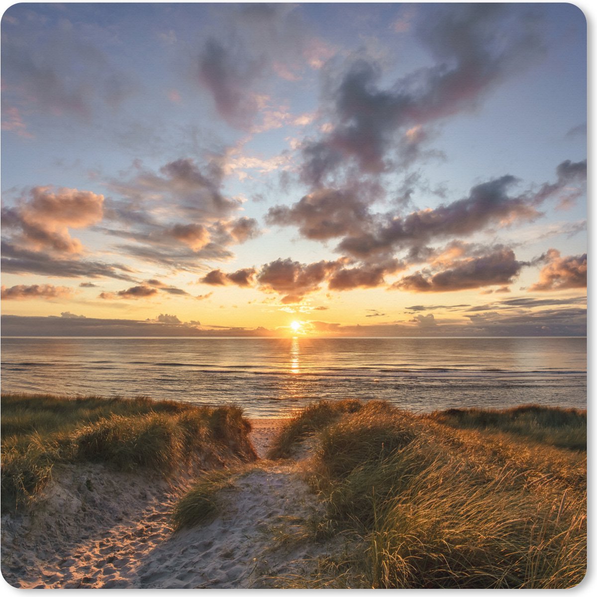 Muismat XXL 40x40 cm - Bureau onderlegger - Bureau mat Kleurrijke zonsondergang boven de kalme duinen - Bureaumat - Gaming mousepad xl - Bureaulegger groot - Computer deskmat