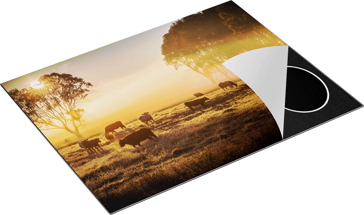 Chefcare Inductie Beschermer Kudde Koeien in de Wei met Zonsopkomst - 77x59 cm - Afdekplaat Inductie - Kookplaat Beschermer - Inductie Mat