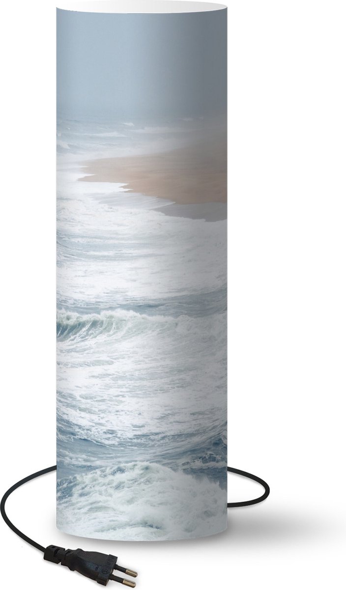 Lamp - Nachtlampje - Tafellamp slaapkamer - Strand - Oceaan - Golf - 70 cm hoog - Ø22.3 cm - Inclusief LED lamp