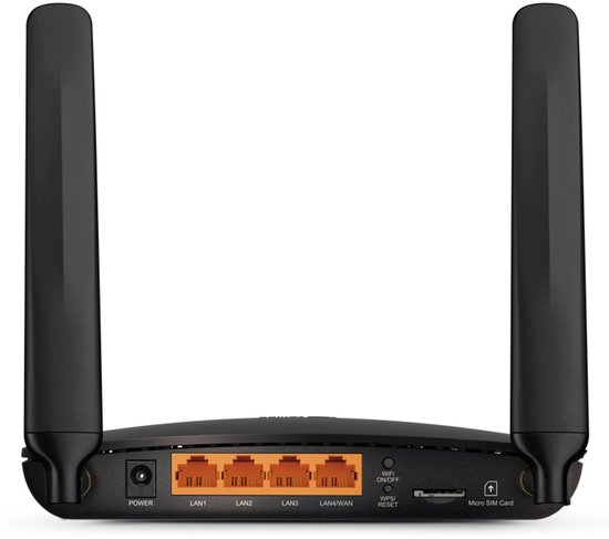Zwarte TP-Link 4G router met twee antennes, 4 LAN-poorten, WAN/LAN-poort, aan/uit-knop en micro-SIM-kaartsleuf.