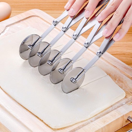 Pasta Cutter 5-wiel - RVS - Uitbreidbaar ontwerp - Snelle deegverdeling - ShopVlot — afbeelding 2